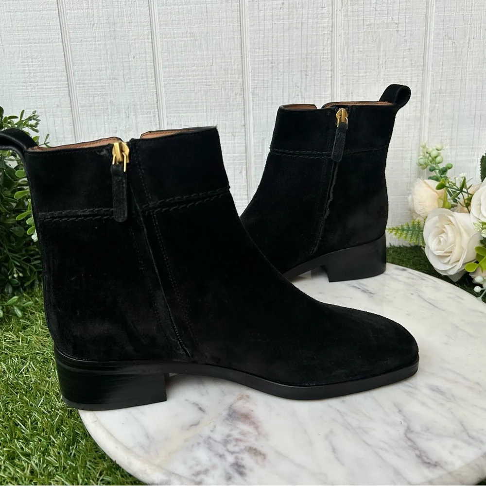 TORY BURCH EVERLY SUEDE ANKLE BOOTIES IN BLACK gold logo SIZE 6 NEW